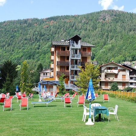 Hotel Derby Aprica Exterior photo