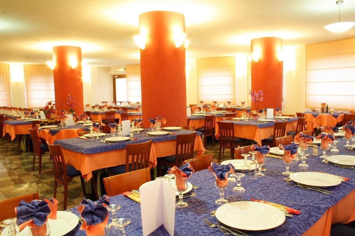 Hotel Derby Aprica Exterior photo