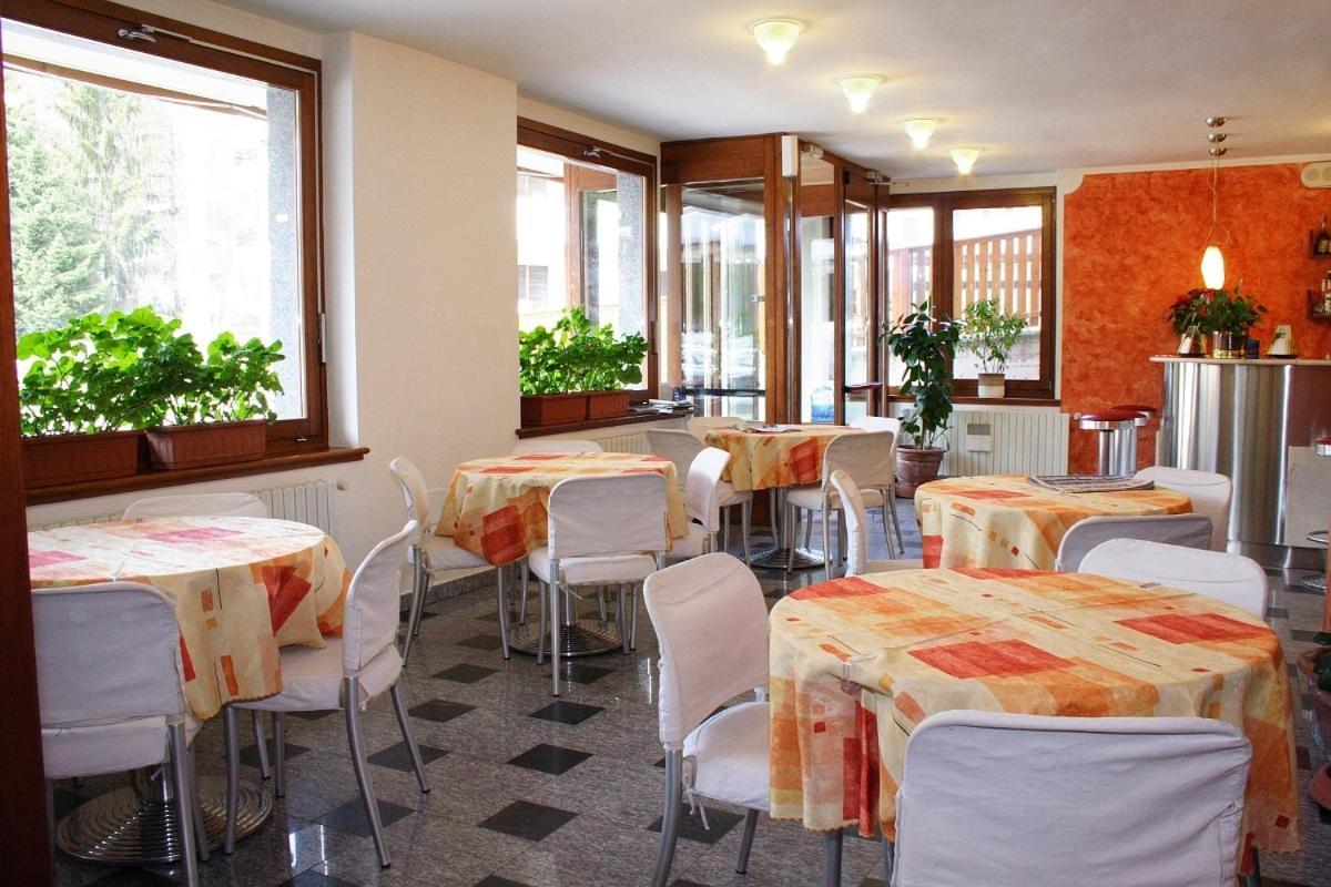 Hotel Derby Aprica Exterior photo