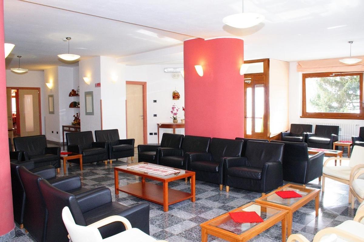 Hotel Derby Aprica Exterior photo