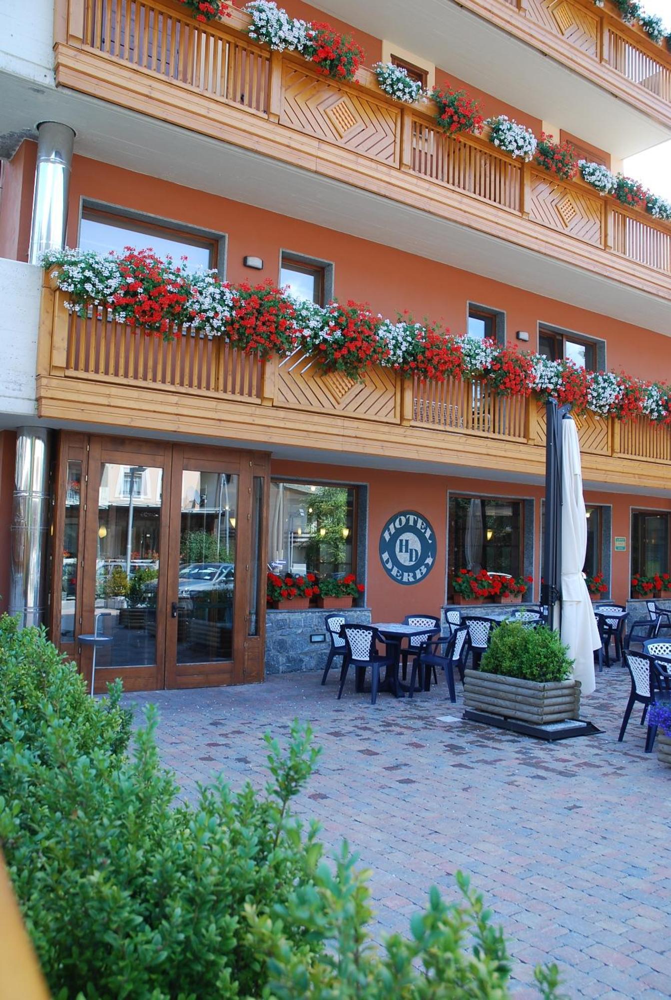 Hotel Derby Aprica Exterior photo